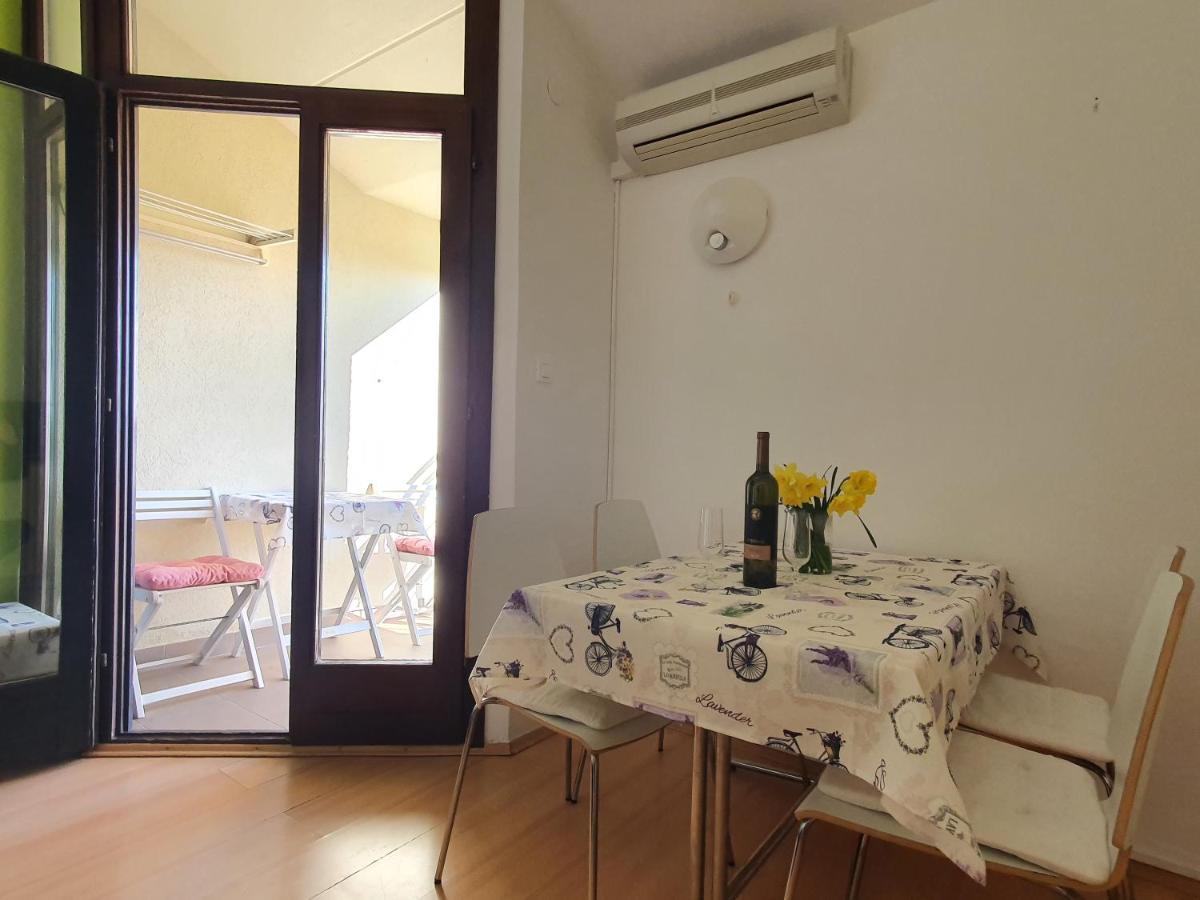 Janja Apartment Novigrad Istria Exterior foto
